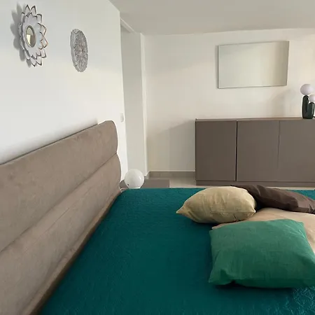 La Casa Di Nina Apartment *